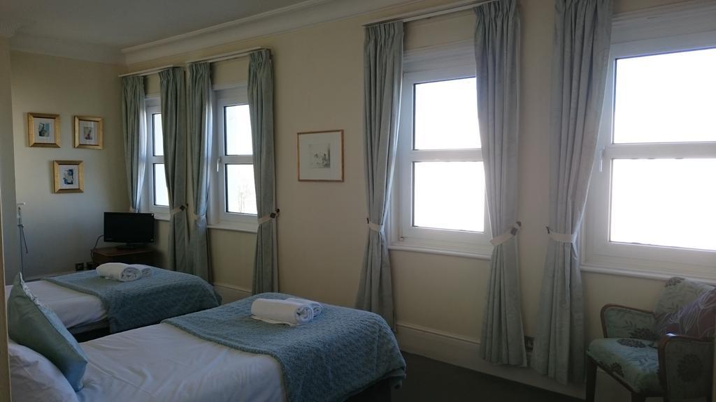 Bed and Breakfast 17 Wilmington Square Torneo de Torneo de Eastbourne Habitación foto